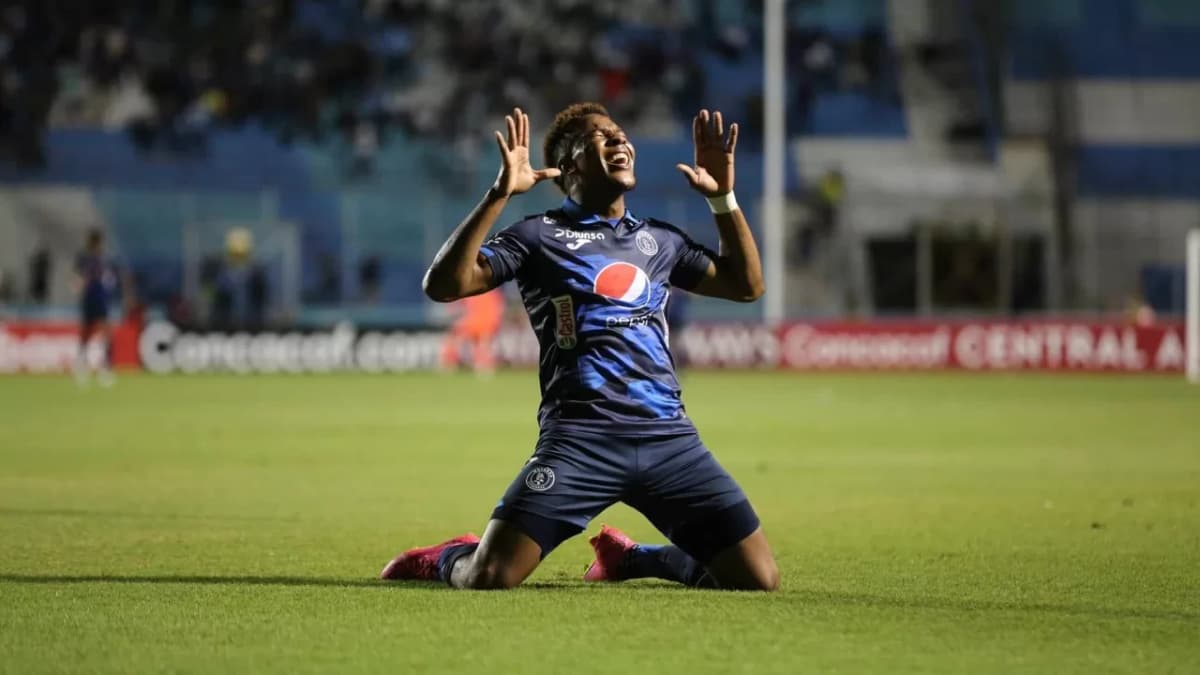 El Motagua hondureño vapulea al Verdes en el inicio de la Copa Centroamericana