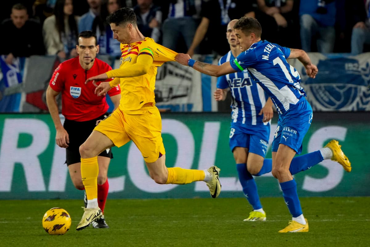3-0.  Con argentino Nahuel Tenaglia, Alavés cae ante el Villarreal