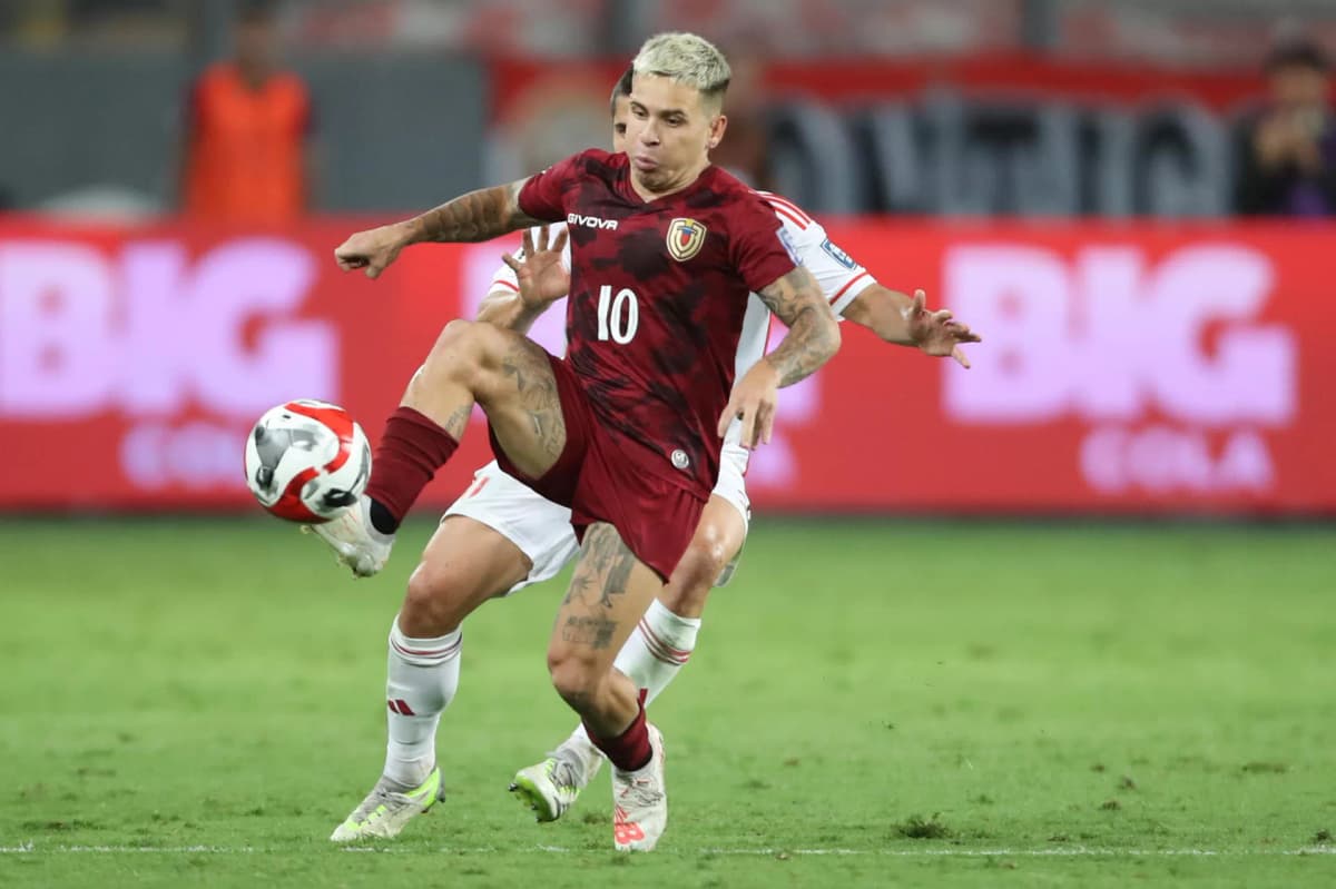 El venezolano Soteldo se une a la concentración del Fluminense en Estados Unidos