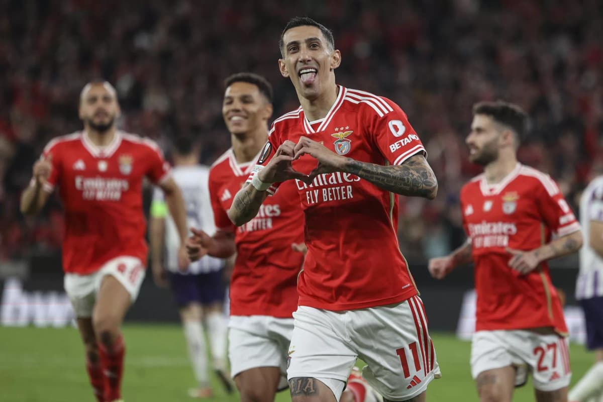 0-1. Con un espectáculo del argentino Di María, Benfica avanza a los cuartos de final