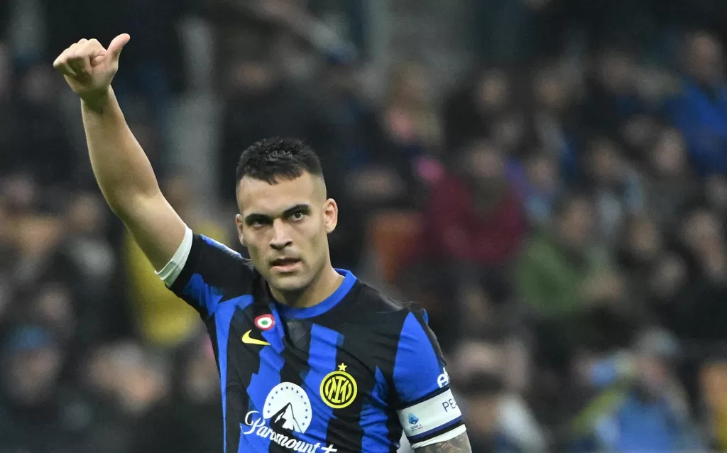 El Inter hace respetar su casa con gol del argentino Lautaro Martinez