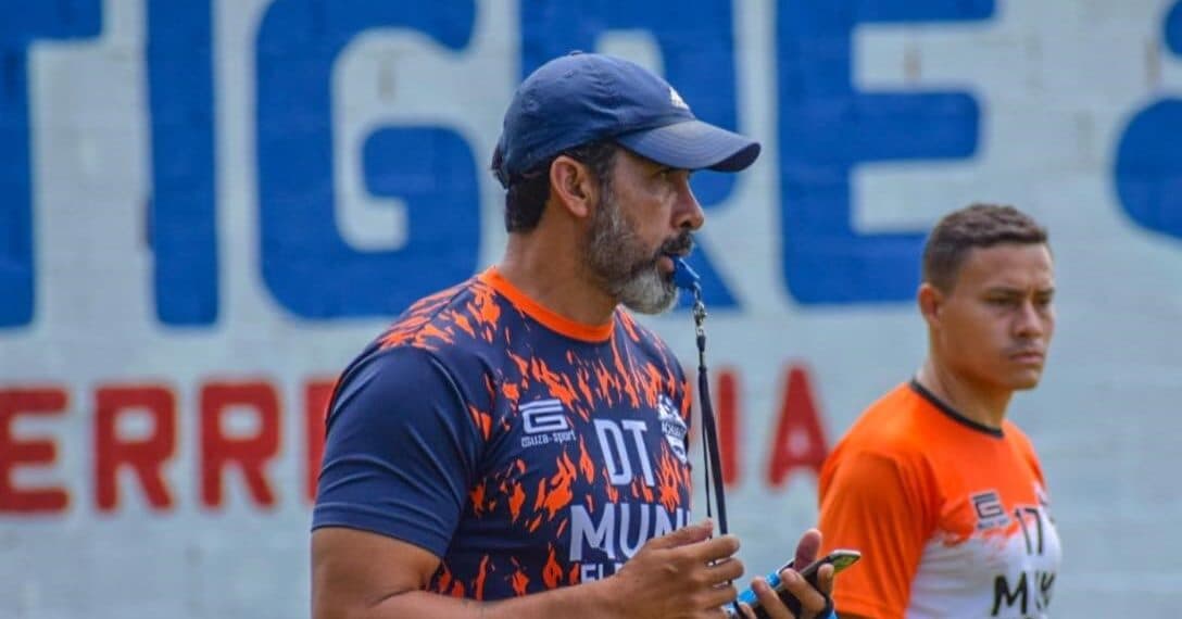 Entrenadores mexicano y argentino, los mejores en Guatemala