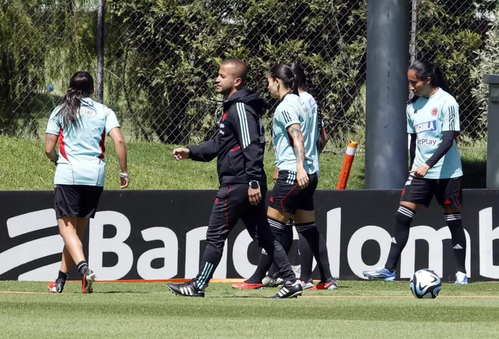DT de la selección colombiana femenina de fútbol: lo primero en los Olímpicos será «sumar» ante Francia