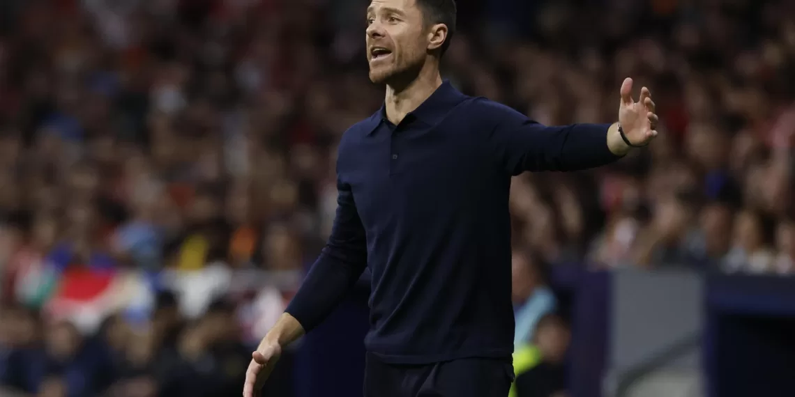 El Leverkusen y el Bayern niegan negociaciones para un traspaso del español Xabi Alonso