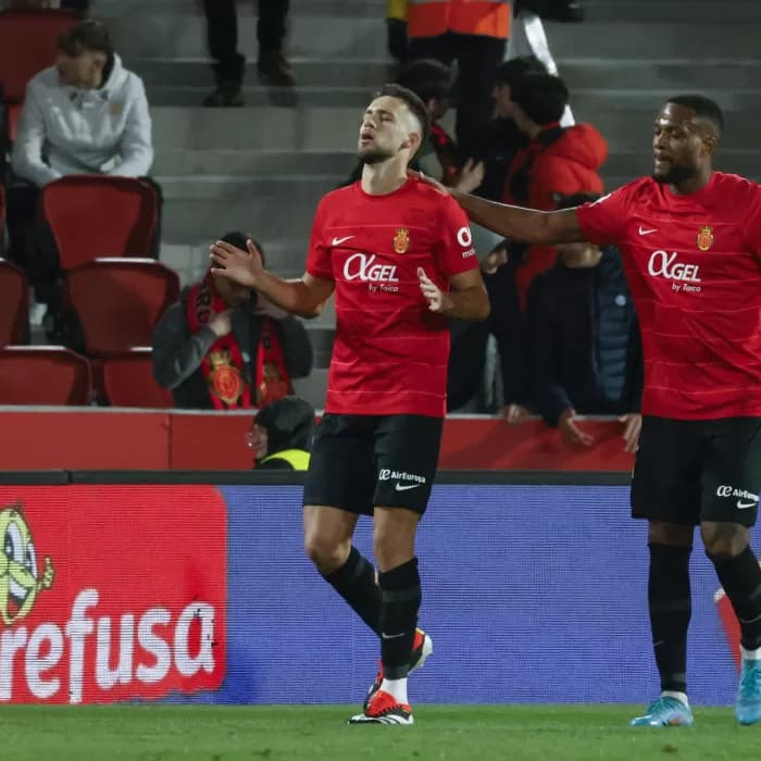 1-0. El Mallorca sigue instalado en una nube