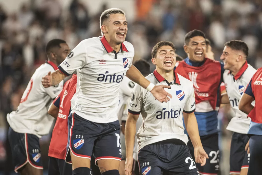 2-1. Nacional de Montevideo sella su boleto a la fase de grupos de la Copa Libertadores