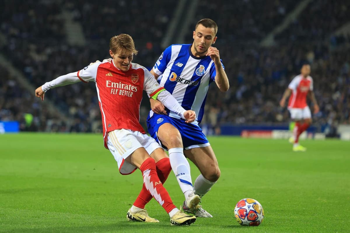 Un Arsenal en forma buscará remontar ante el Oporto para volver a los cuartos de final
