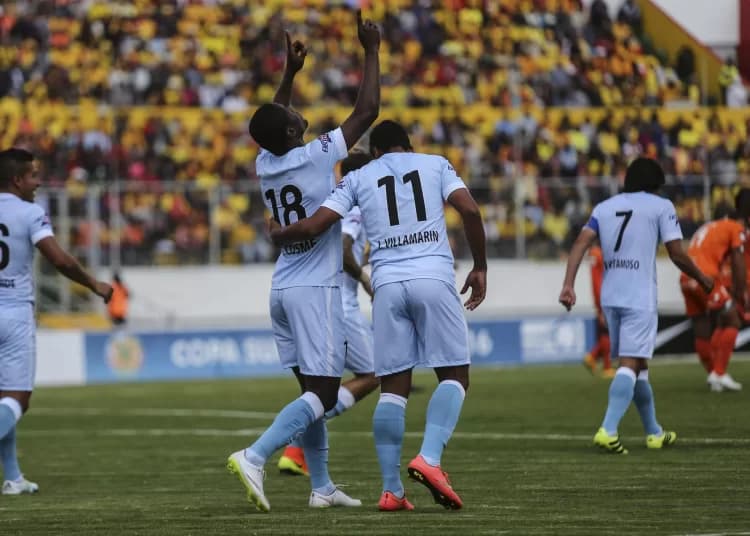 0-0. Garcilaso avanza en la Sudamericana tras superar en la ronda de penaltis al ADT