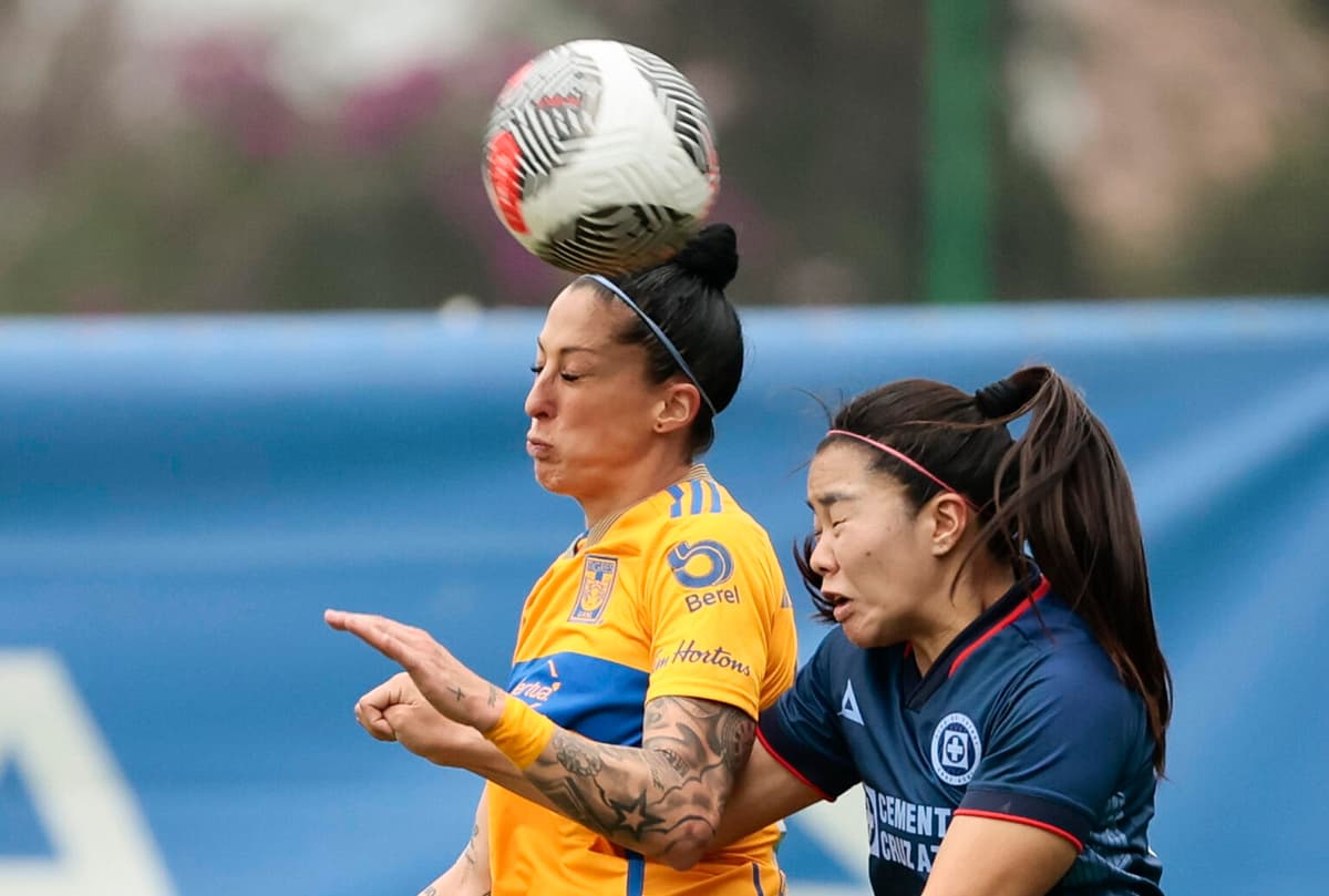 Las campeonas Tigres de la española Jenni Hermoso defienden marca perfecta ante el Querétaro