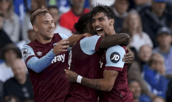 Colombianos sufren goleada, argentino se acerca al título, Jornada 32 de la Premier League