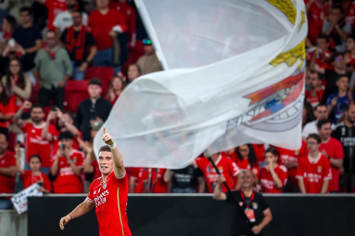 3-0. El argentino Rollheiser inaugura su cuenta goleadora con el Benfica