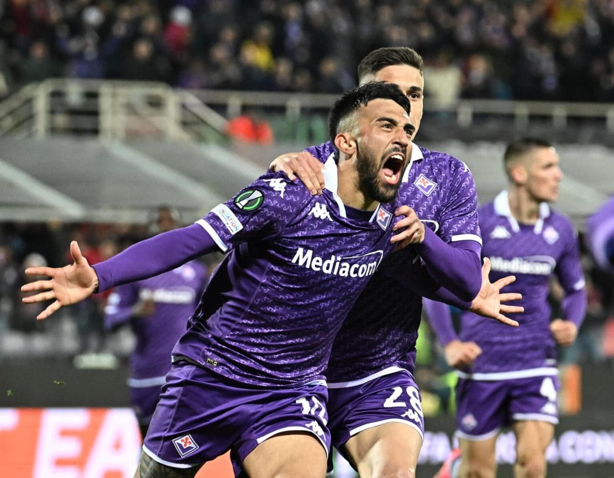 2-0. Argentino Nico González y Biraghi, en la prórroga, llevan al Fiorentina a semifinales