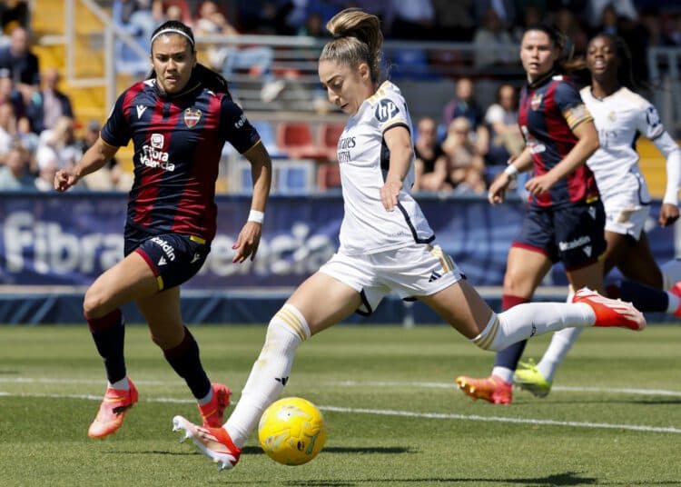 2-4. La colombiana Caicedo lidera con un doblete la remontada del Real Madrid al Levante