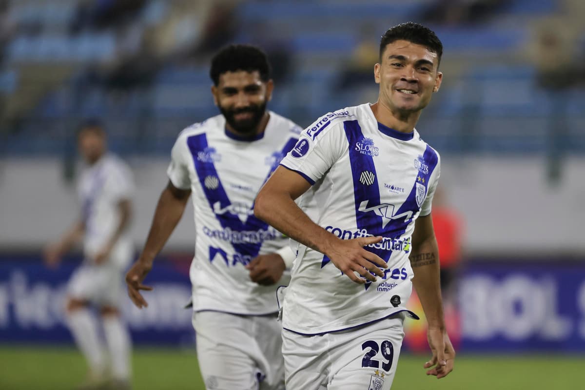 0-4. Rayo cae por tercera vez y Ameliano suma, pero no le alcanza