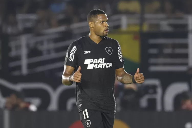 El Botafogo pone a prueba su millonaria inversión en refuerzos ante el campeón colombiano