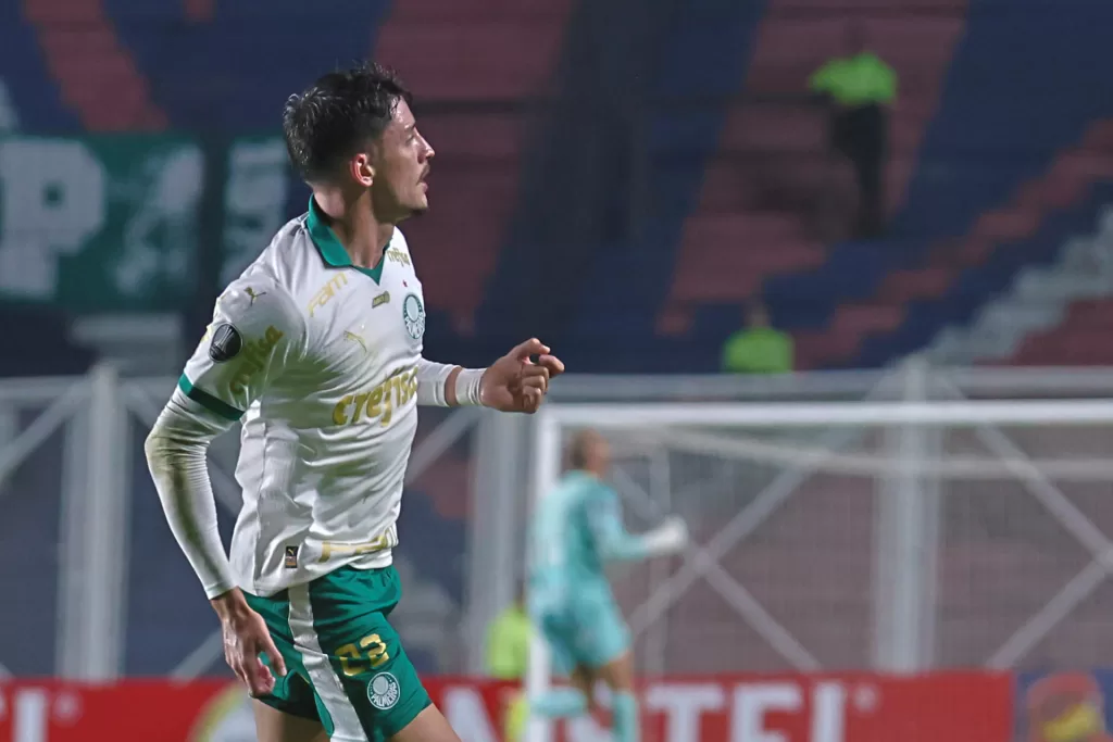 Doblete uruguayo le da la victoria a Palmeiras en el Clásico Paulista