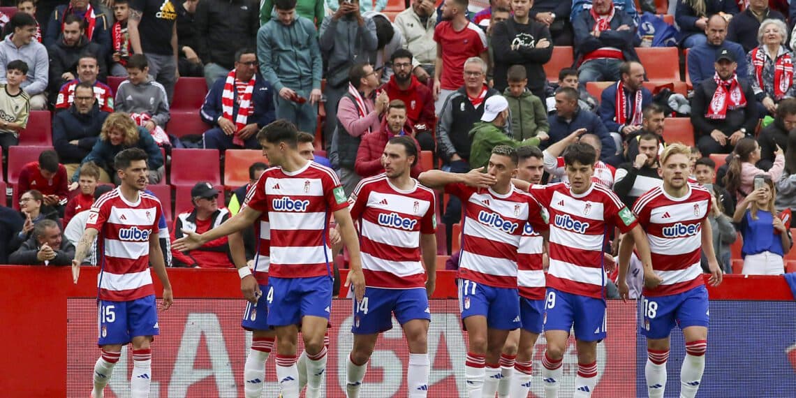 3-0. El Granada supera a un flojo Osasuna para resistirse al descenso