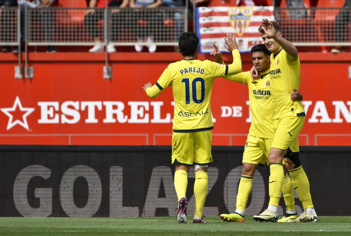 1-2. El Villarreal sigue a la estela de los puestos europeos tras vencer al colista