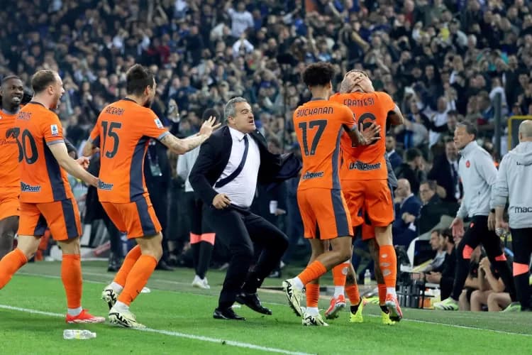 1-2. El Inter acaricia el ‘Scudetto’ con una victoria de campeón