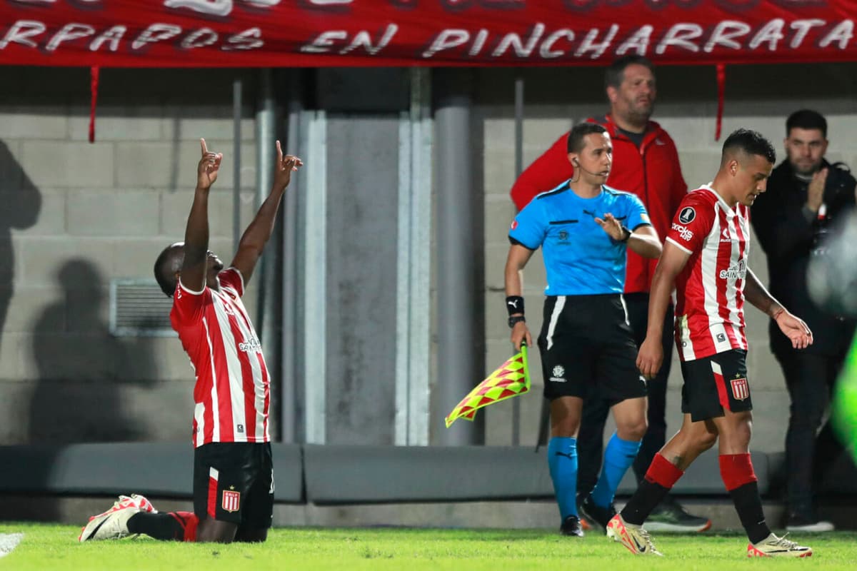 2-1. El colombiano Cetré deja con las manos vacías a The Strongest