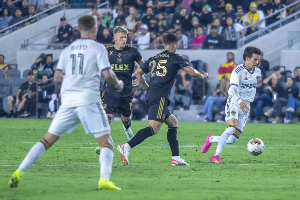 La vuelta del argentino Messi, el misterio del colombiano ‘Cucho’ y ‘El tráfico’ angelino ponen sabor a la MLS