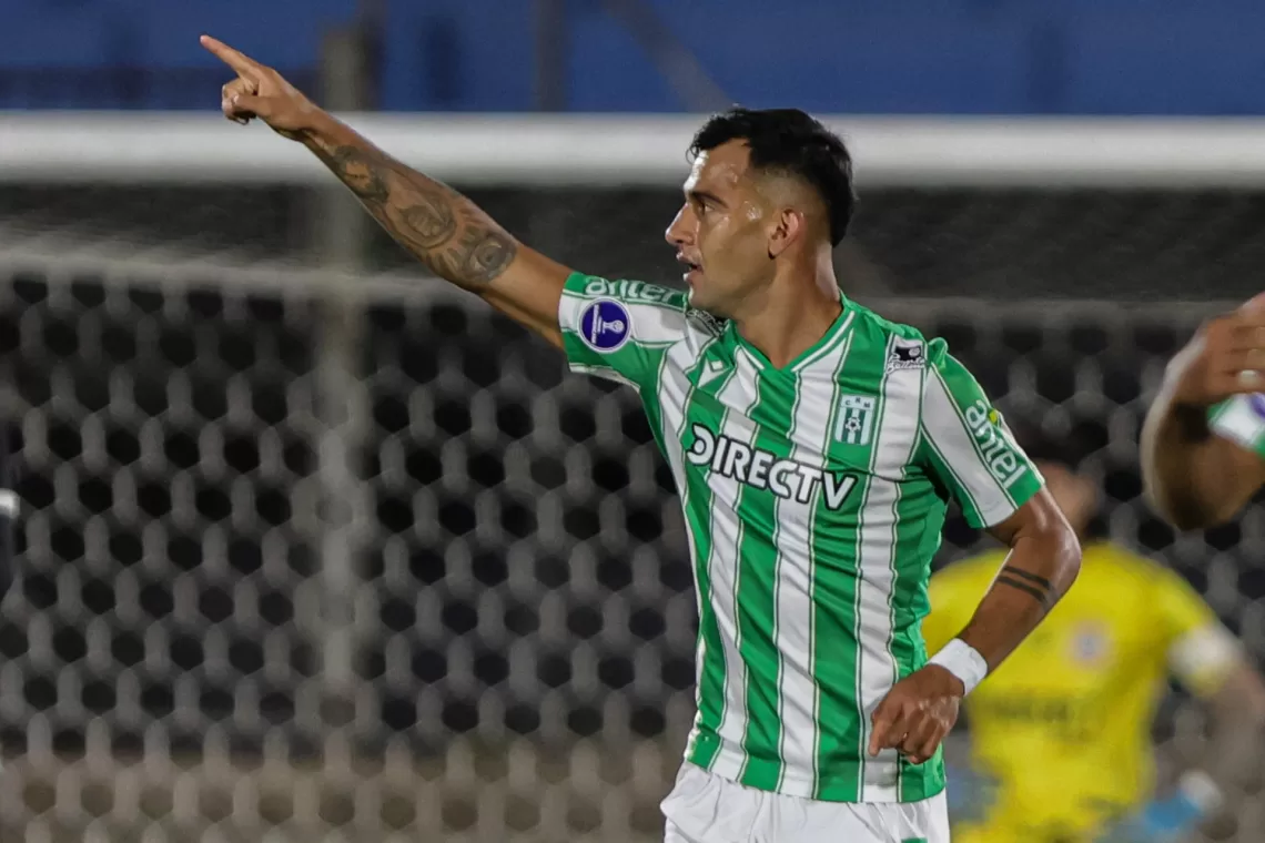 1-1. El uruguayo Agustín Alaniz consigue premio para un Racing que no se da por vencido ante Corinthians