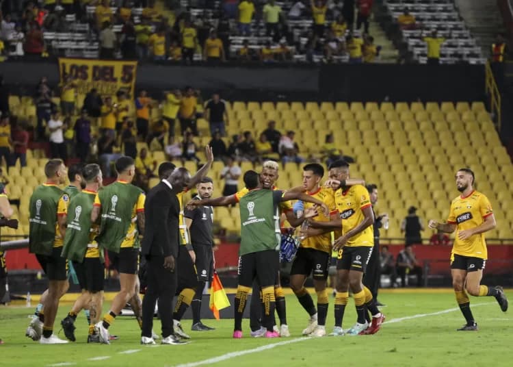 Cobresal, en su peor momento, afronta debut en Libertadores ante el ecuatoriano Barcelona