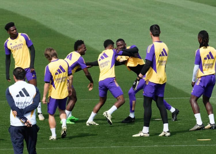 Español Carvajal regresa al grupo con la presencia de Courtois y sin Mendy