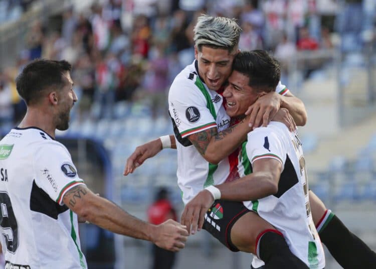 Palestino presiona a la U de Chile, con un triunfo antes de enfrentar a Flamengo en la Libertadores