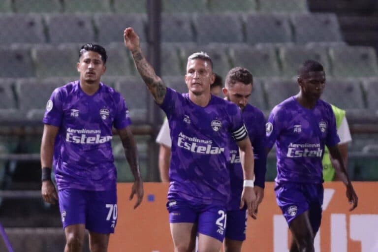 Metropolitanos gana y se afianza como líder de su grupo en la fase final de la Liga venezolana de futbol