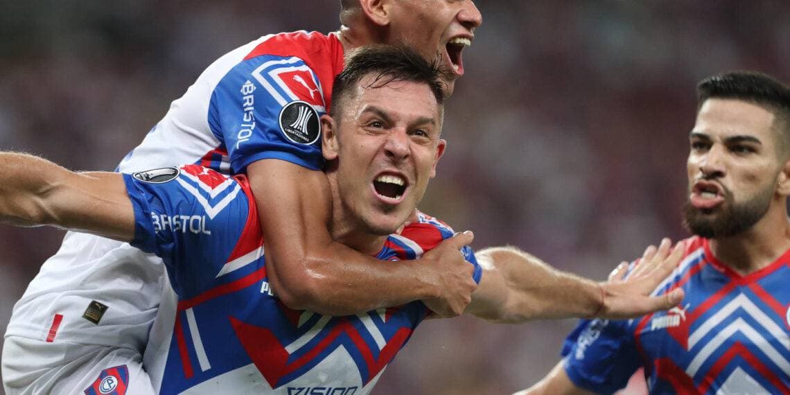 Argentino Churín rompe marcas y Cerro Porteño alcanza en la cima del Apertura a Libertad