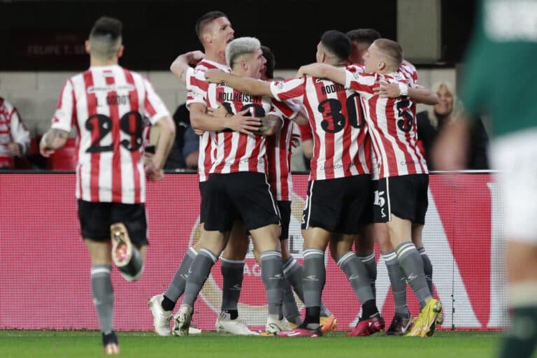 1-1. Estudiantes vence a Vélez en los penaltis y se corona campeón del fútbol en Argentina