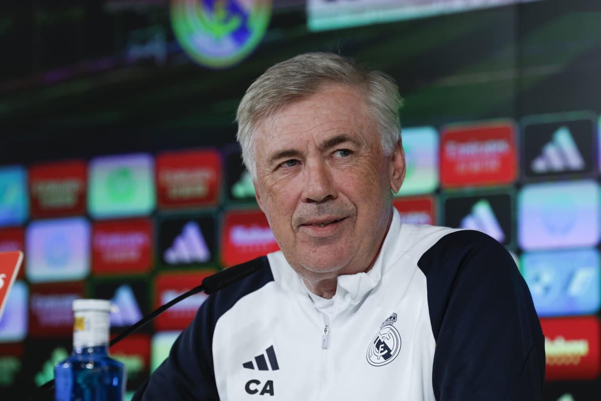 Ancelotti ve al brasileño Vinícius a un paso del Balón de Oro