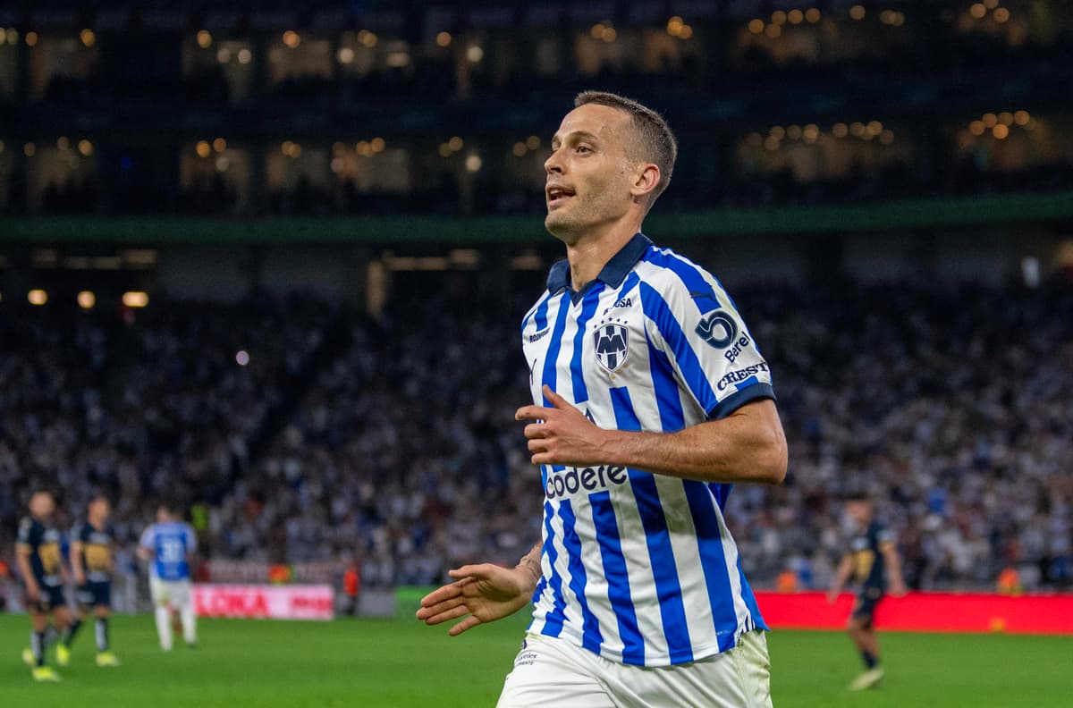 Los Rayados del español Canales desafian a los Tigres del argentino Brunetta, en cuartos