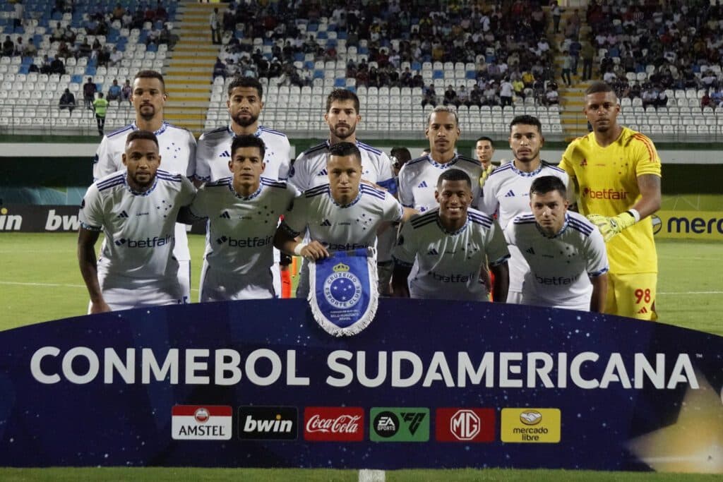 0-3. Cruzeiro golea a Alianza y se mete en la pelea por el Grupo B de la Sudamericana