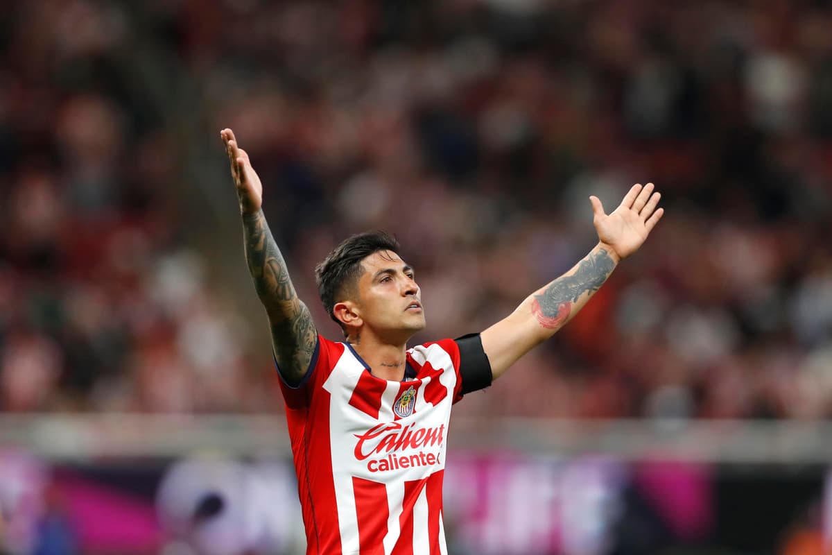 El Guadalajara del argentino Fernando Gago vence a Toluca en cuartos y llega a seis triunfos seguidos