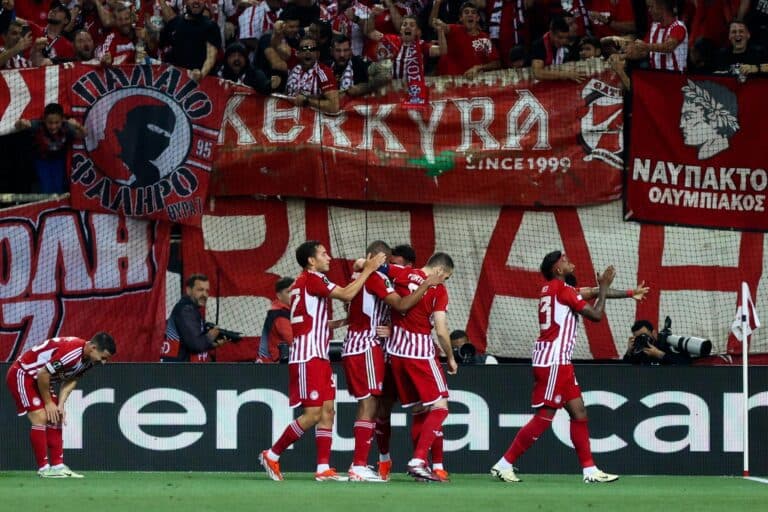2-0. Español Mendilibar gana la partida a Emery y lleva al Olympiacos a su primera final europea