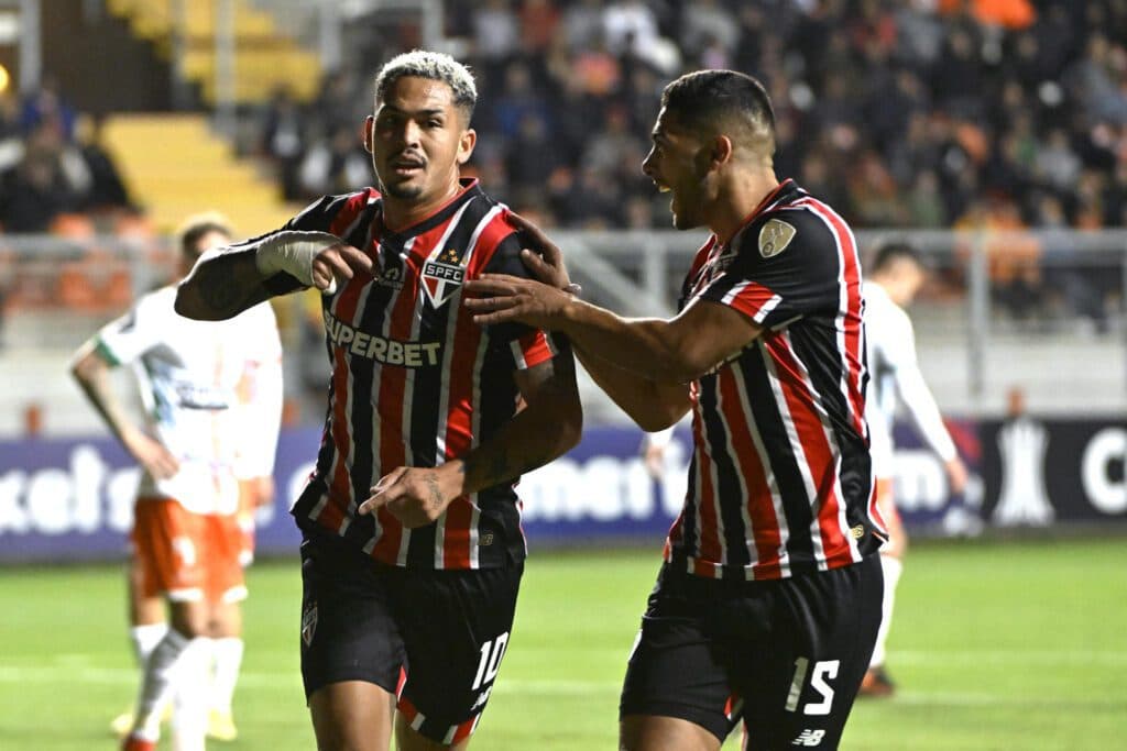 1-3. Sao Paulo vence a Cobresal y se clasifica a octavos en el grupo B de la Libertadores