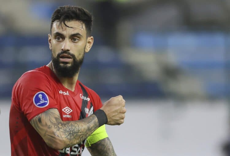 Atlético Paranaense en posiciones de descenso en Brasil