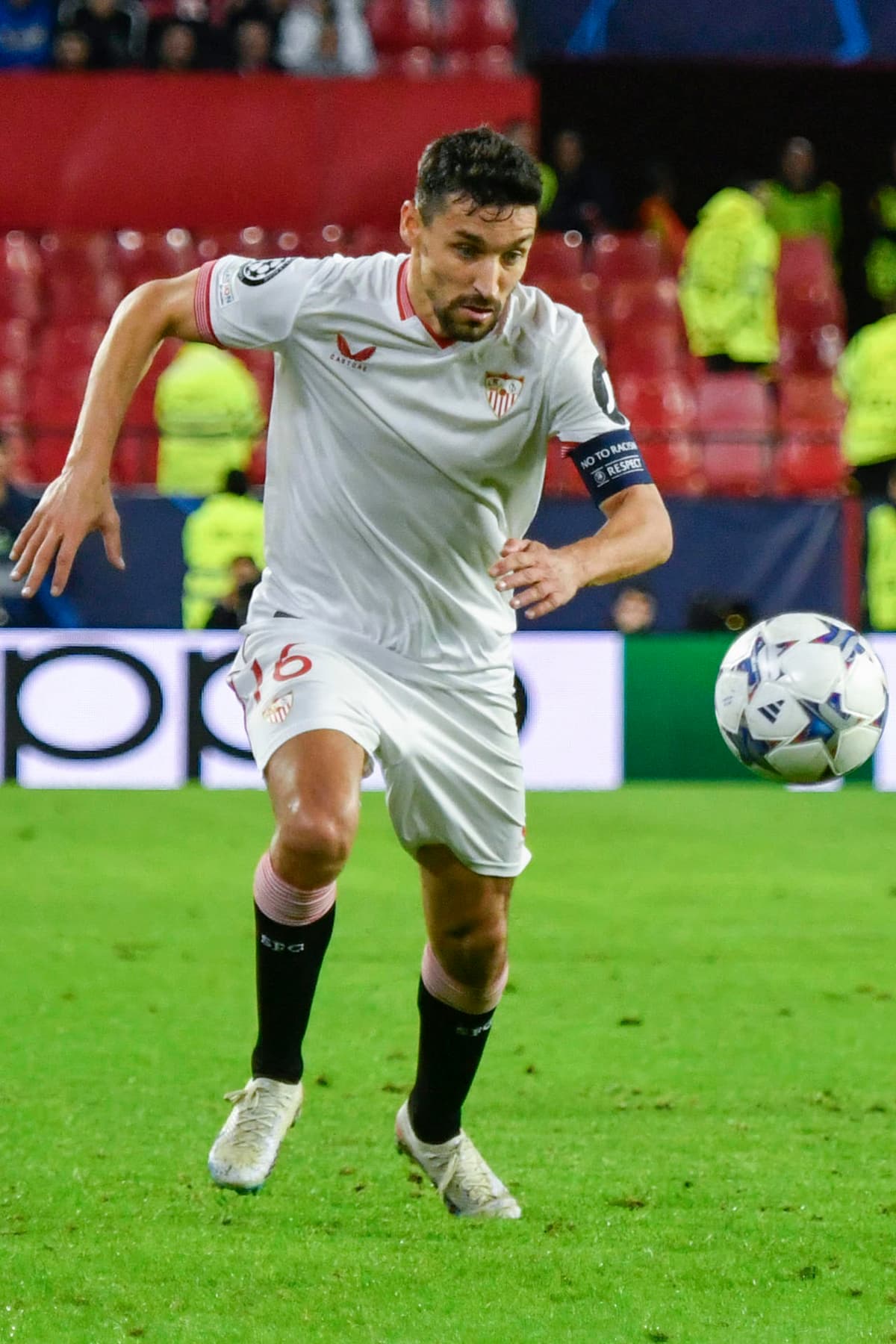El español Jesús Navas anuncia su marcha del Sevilla a la conclusión de esta temporada