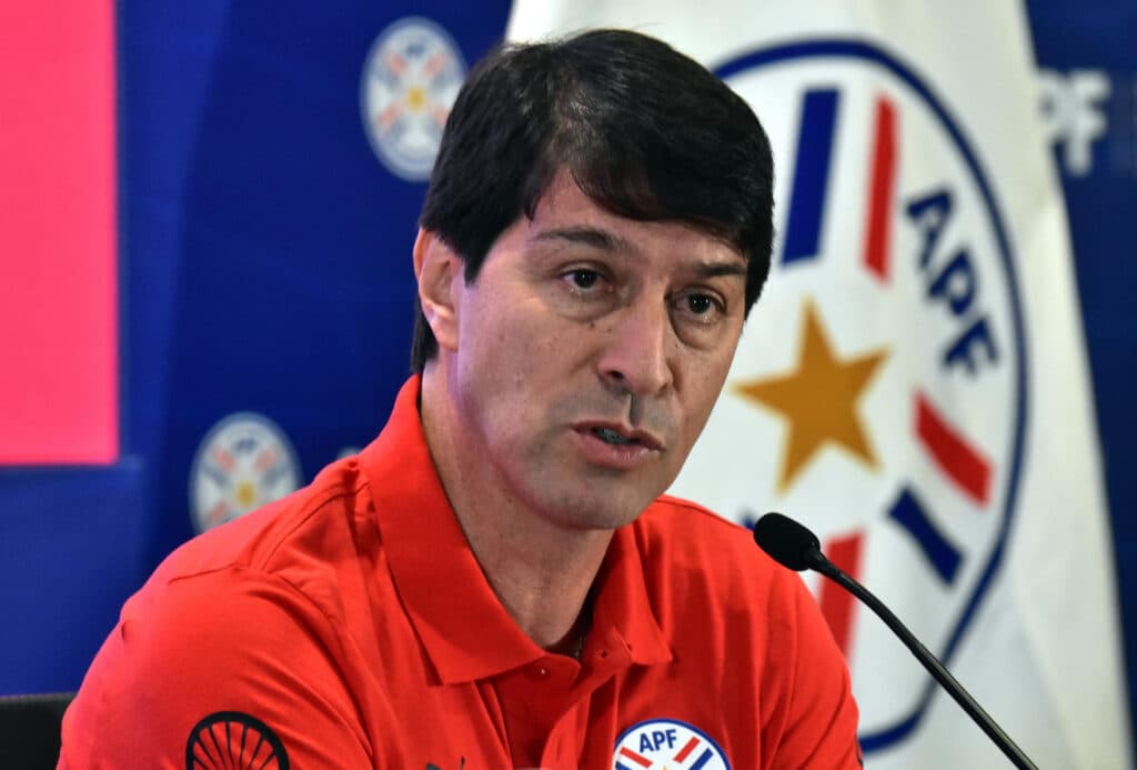 Argentino Garnero convoca a las estrellas de Paraguay para los amistosos previos a la Copa América