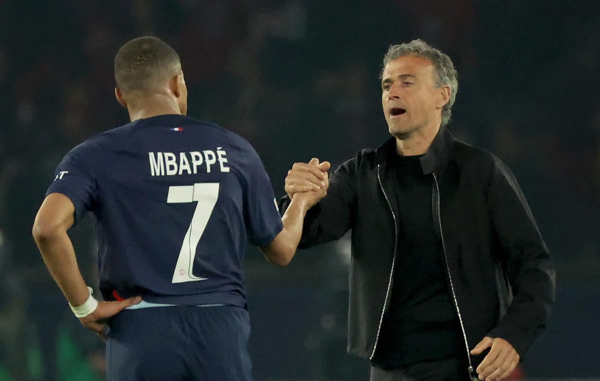 Español Luis Enrique: «Ha sido un mazazo, intentaremos levantarnos lo antes posible»