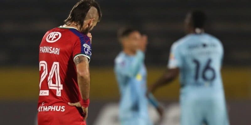 Argentinos, no salen del abismo en el fútbol chileno
