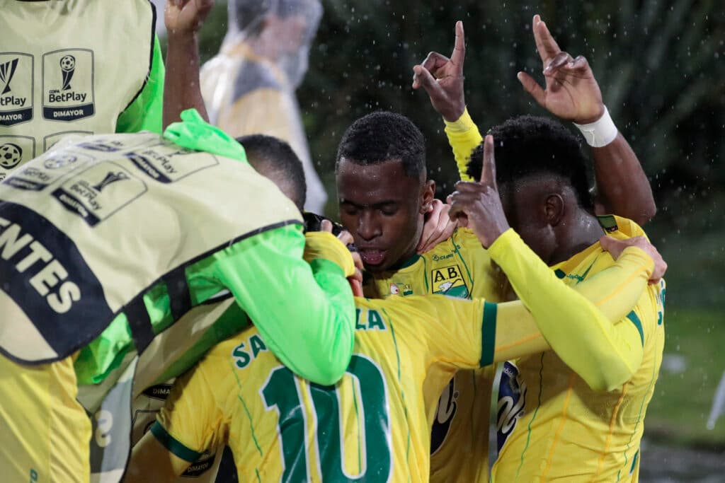Atlético Bucaramanga del paraguayo Florentín busca su primera victoria en Colombia