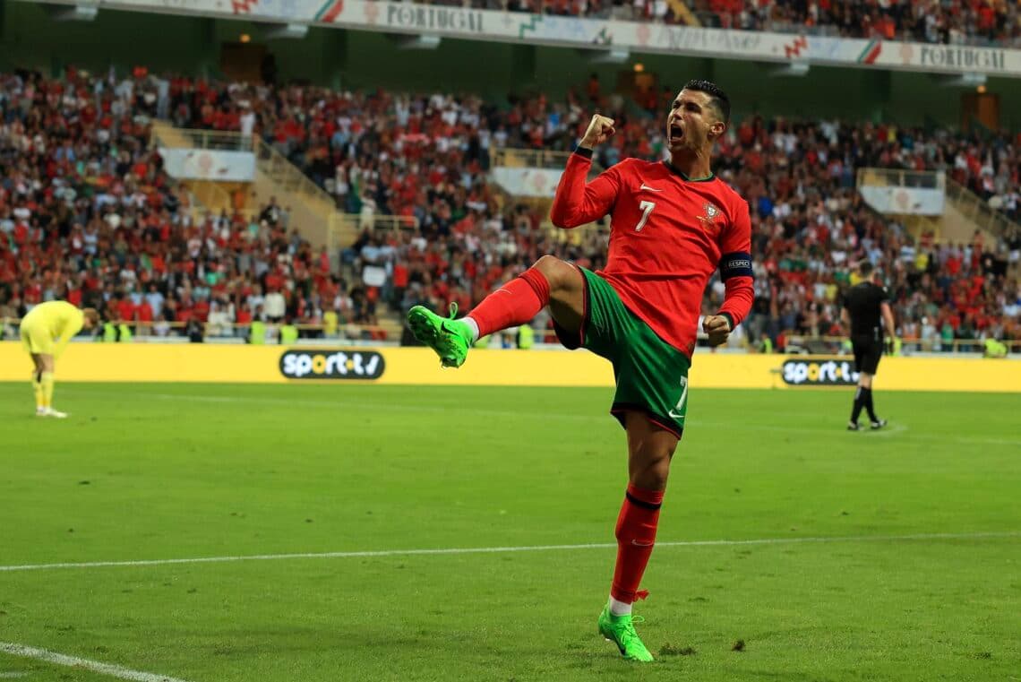 3-0. Ronaldo da alas a Portugal