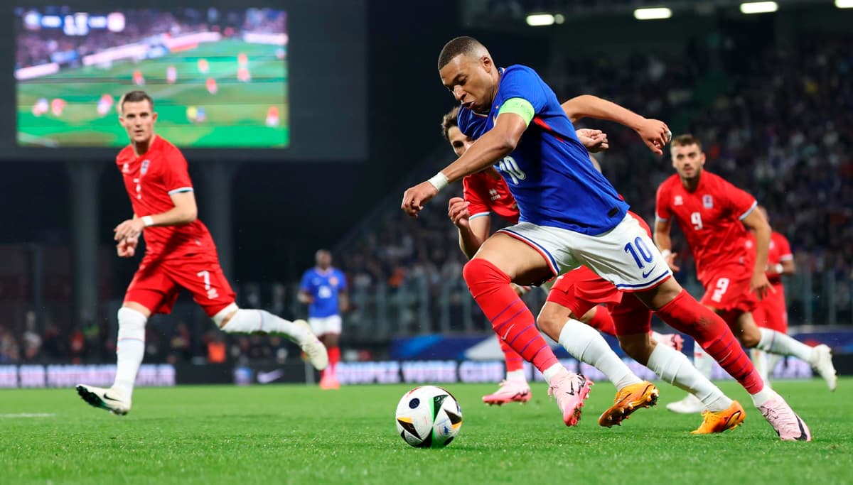 3-0. Mbappé recupera la sonrisa y el Real Madrid se frota las manos