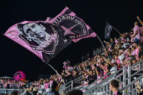 El Inter Miami gana sin el argentino Messi y con nueve jugadores y Los Angeles FC asalta Orlando