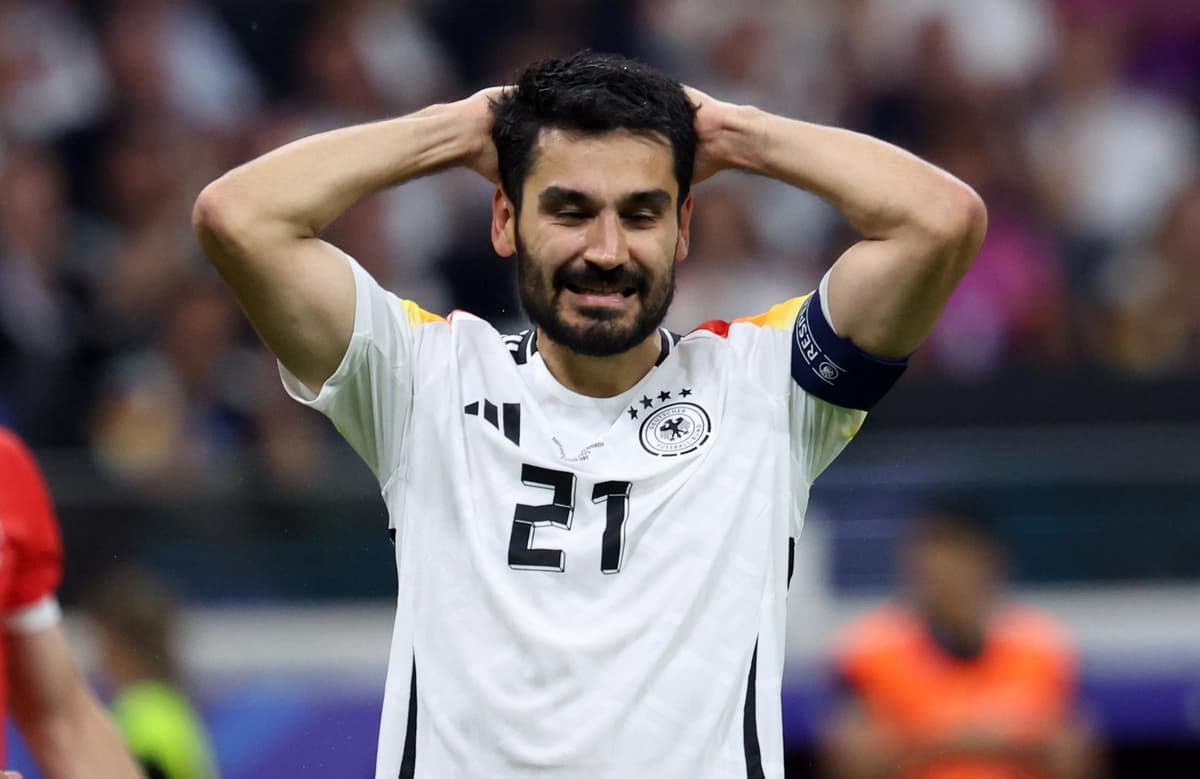 Gündogan-Eriksen, duelo generacional para atacar los cuartos de final