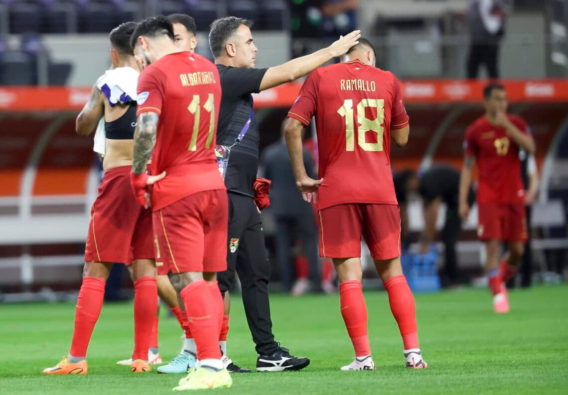 Bolivia vuelve al trabajo pensando ya en el partido contra Uruguay