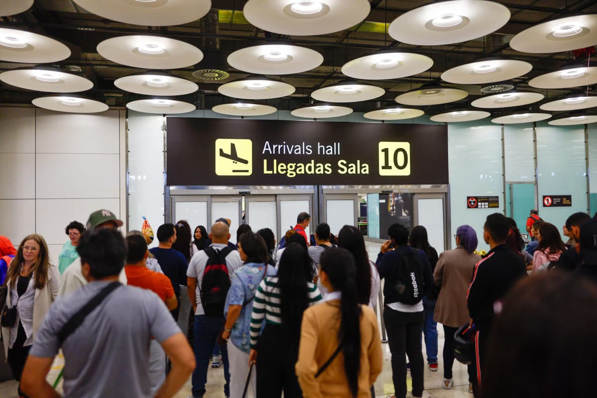 Los 270 aficionados sin avión tendrían derecho a 250 euros y reembolso billete y entrada